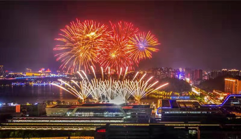 “焰遇”肇庆！2021端州国庆欢乐节盛大开幕